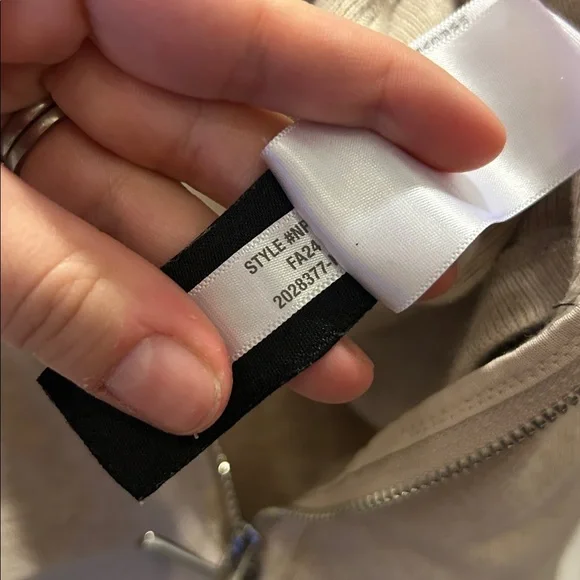 Madewell Ribbed Zip-Front Long Sleeve Tee - Picture 6 of 8